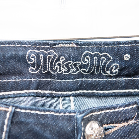 Miss Me Jeans Sz 26 Jeweled Snowflake Star Signature Boot Cut Western Flare - Picture 3 of 8